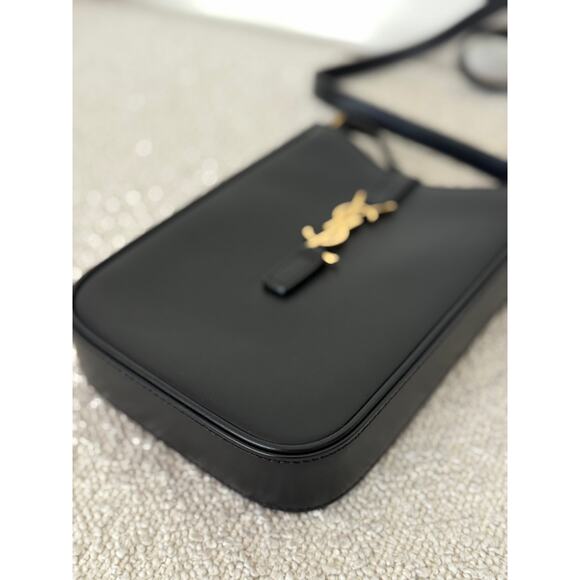 Saint Laurent Le 5 À 7 Mini Vertical Bucket Bag Black Smooth Leather NWT - Picture 8 of 11